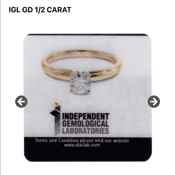 Elaborating Glistening Round 1/2 Carat Gold Ring